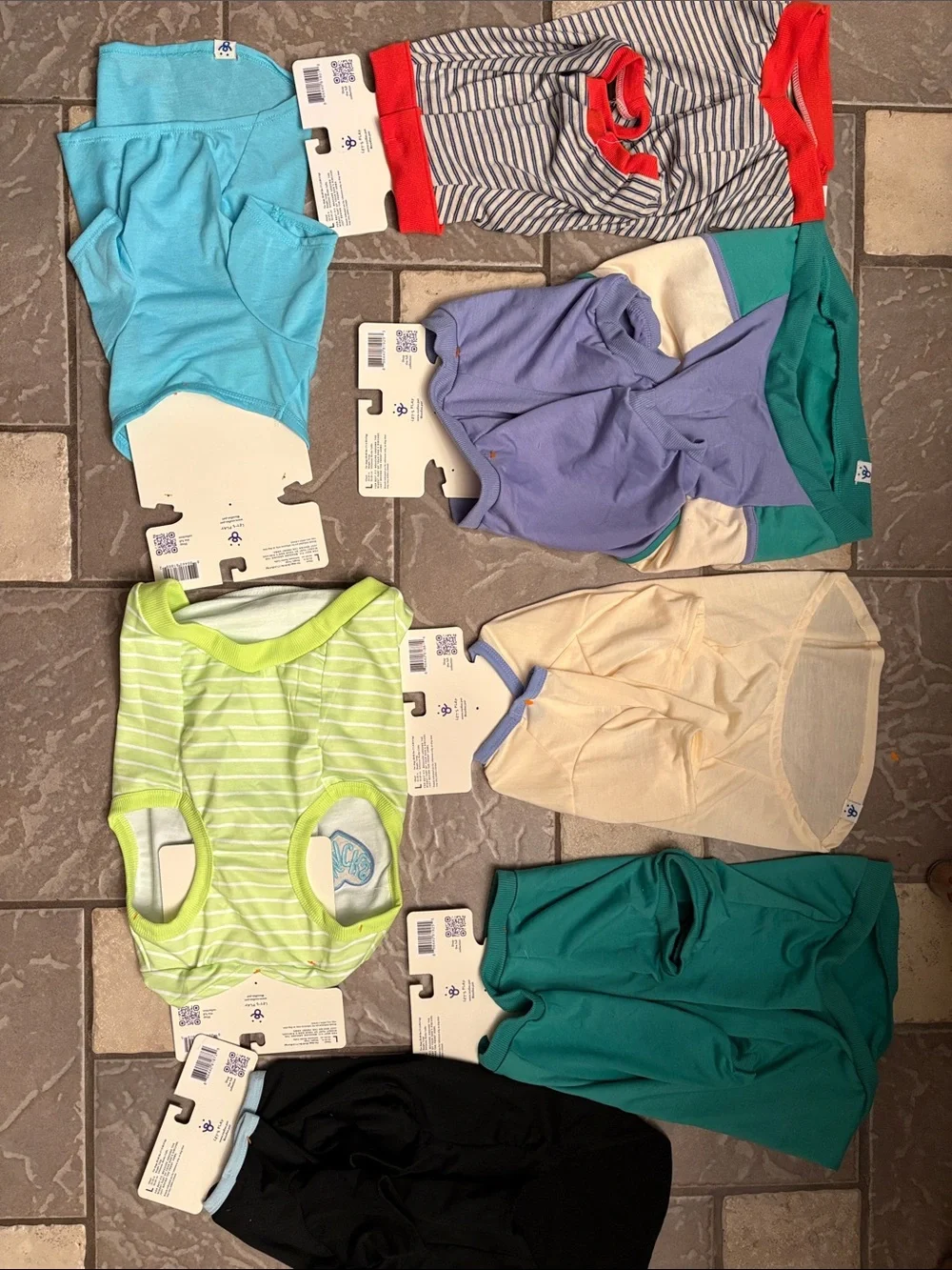 New Lot 7 dog clothes, dog shirts, size large 25-45lbs